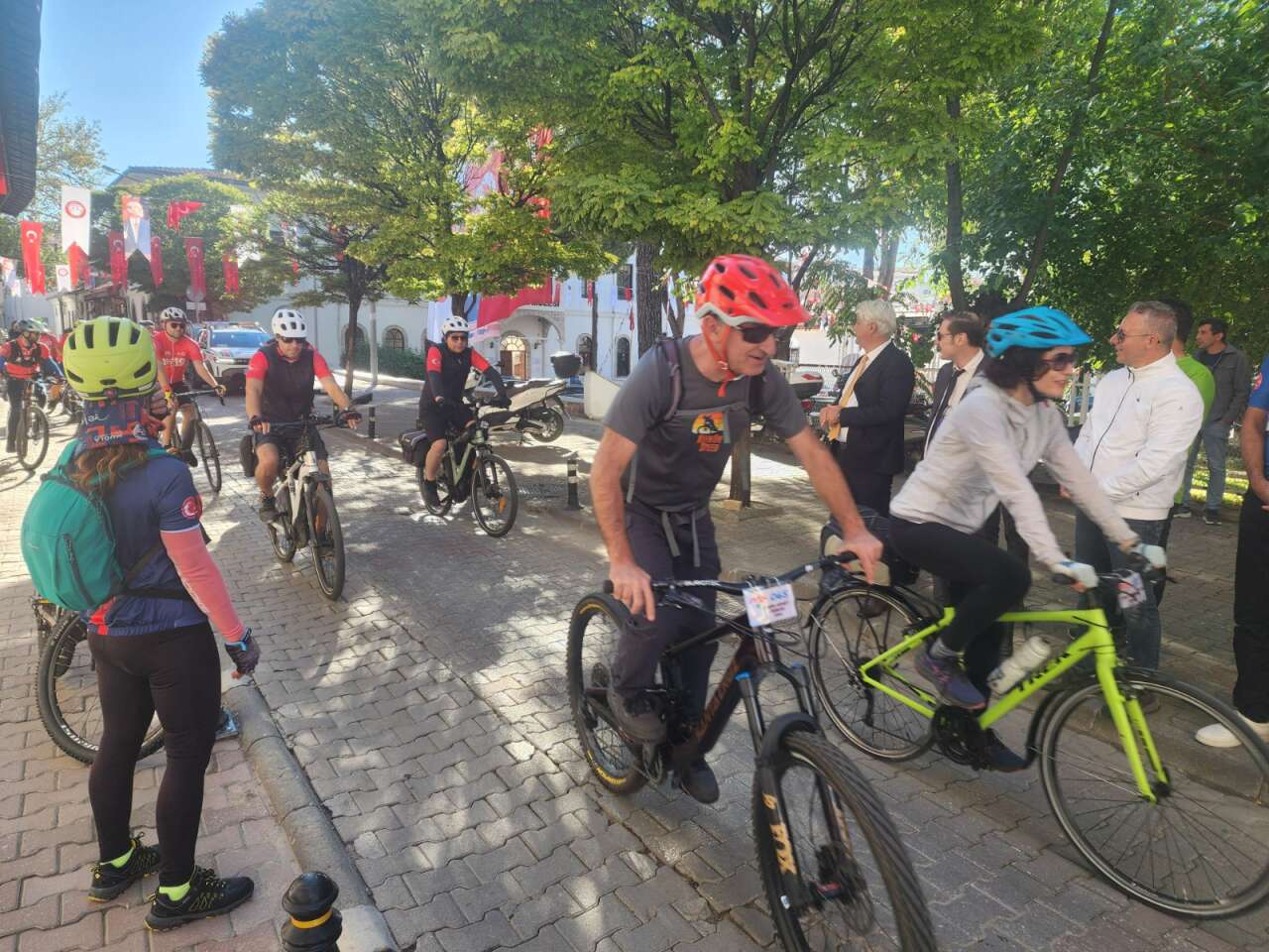 Gökova Bisiklet Turu Başladı: Muğla'nın Güzelliklerini Pedal Çevirerek Keşfedecekler 7